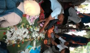 Papajar di Rumah Sampah