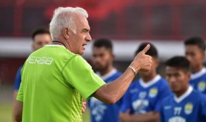 Gomez Tetap Pantau Persib