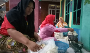 Puluhan Buruh Migran Buka Usaha Jamur