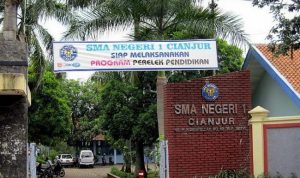 Smansa Diduga Labrak Permendikbud