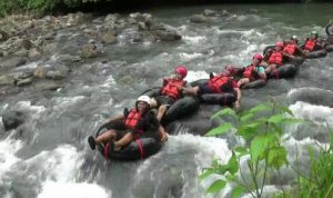 River Tubing Mulai Diminati