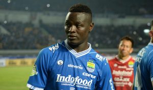 Ezechiel Diskors Dua Pertandingan