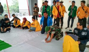 Membumikan Pancasila, Dua Mahasiswa Unsur Ikut Jalan Kaki ke Yogyakarta. Membumikan Pancasila, Dua Mahasiswa Unsur Ikut Jalan Kaki ke Yogyakarta.
