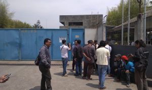 Karyawan PT SMU Resah Karyawan PT SMU Resah