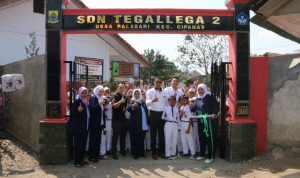 Sahid Eminence Hotel Resmikan Gapura SDN Tegallega 2 Cipanas