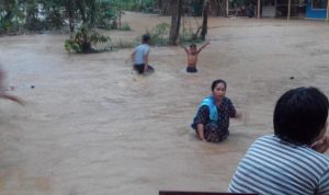 Sepuluh Kecamatan Dilanda Bencana