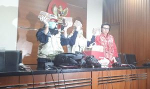 Sulit Bebas Dari Tuntutan KPK