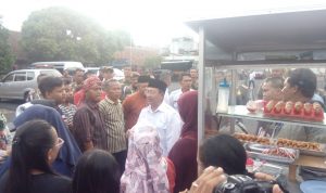 Sekitar Alun-alun Harus Bebas PKL