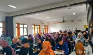 Ratusan Peserta Ikuti Ujian Toefl