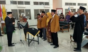 Rektor Unsur Lantik Sejumlah Dekan di FKIP