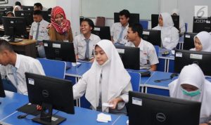 SMA IT Insani Biasakan Guru Menulis SMA IT Insani Biasakan Guru Menulis