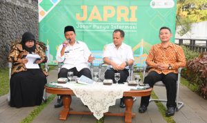 Uu Ruzhanul Jadi 'Amirul Hajj Jawa Barat' Uu Ruzhanul Jadi 'Amirul Hajj Jawa Barat'