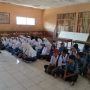 Kelas Numpang, Belajar Ngampar