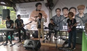 Darren Sigly Luncurkan Single 'Terhebat' Darren Sigly Luncurkan Single 'Terhebat'