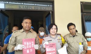 Jadi Pengedar Sabu, Ibu Rumah Tangga Dicokok Polisi