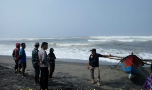 Hendak Mencari Udang, Dua Nelayan di Cianjur Hilang Terbawa Ombak