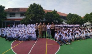 Pelajar yang Menolong Polisi Terbakar Bebas Biaya Sekolah