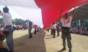 Bendera Merah Putih 100 Meter Berkibar