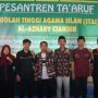 Pesantren Ta'aruf Bagi Mahasiswa Baru