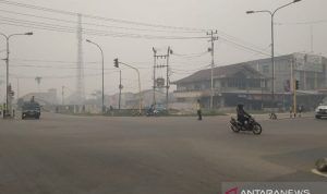 Warga Pontianak Mulai Mengeluh Sesak Napas dan Sakit Kepala