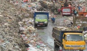 Sampah Berserakan, Pemkab Bekasi Kekurangan Armada