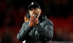 Klopp: MU Cuma Bisa Main Bertahan