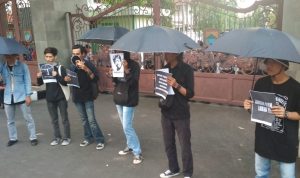 Aksi Kamisan Berlanjut, Aktivis akan Kumpulkan Data Pelanggaran HAM di Cianjur Aksi Kamisan Berlanjut, Aktivis akan Kumpulkan Data Pelanggaran HAM di Cianjur