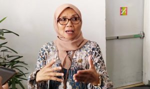 Belanja Pakai Kantong Plastik di Bandung Kena Biaya Rp5 ribu ?