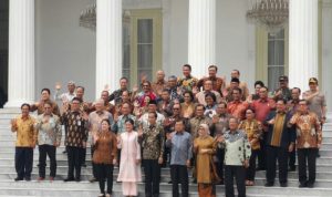 Jelang Pelantikan, Jokowi-JK Foto Bareng Menteri