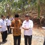 Herman Resmikan Jembatan Penghubung Kampung Cieratan-SMK Buana Nusantara