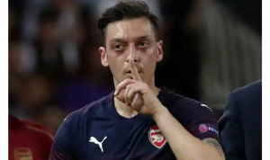 Mesut Ozil, Habis Manis Sepah Dibuang 