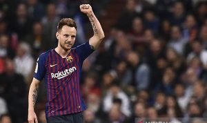 Ivan Rakitic Merasa Barcelona Merebut Bola Darinya