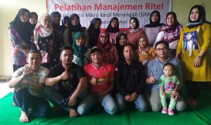 Puluhan Pelaku UKM Desa Sukatani Dilatih Alfamart