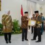 Sukses Bina Pelaku Usaha, Pemprov Jabar Raih Paramakarya 2109