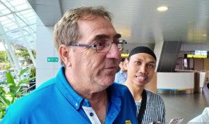 Robert Alberts Puji Pemain Persib