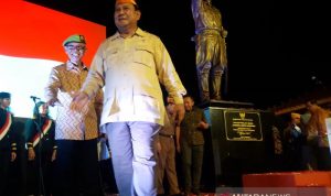 Prabowo Resmikan Patung Jenderal Soedirman di Sleman Prabowo Resmikan Patung Jenderal Soedirman di Sleman