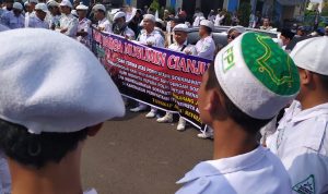 FPI Cianjur: Cabut Surat Pencekalan Habib Rizieq