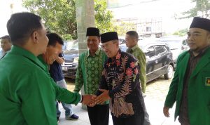 Kenakan Batik BHS Manjur, Herman Suherman Hadiri Harlah PPP ke 47