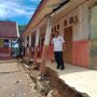 Kabid SD Tinjau Sekolah Rusak di Takokak Cianjur