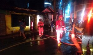 Kebakaran Hanguskan Kios Burung Milik Warga di Cianjur