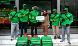 Ribuan Makanan Gratis dari Grab untuk Tenaga Medis Sukabumi dan Cianjur