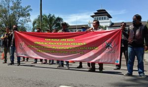 GMBI Pasang 300 Spanduk Imbauan Cegah Covid-19