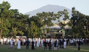 Terapkan Protokol Kesehatan, Begini Suasana Salat Idul Fitri di Cianjur