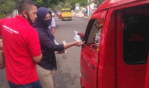 Perumdam Tirta Mukti Cianjur Berbagi Takjil
