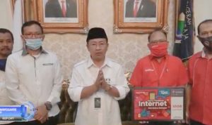 Belajar Daring, Pemkab Cianjur Distribusikan Puluhan Ribu Kartu Perdana Gratis untuk Siswa