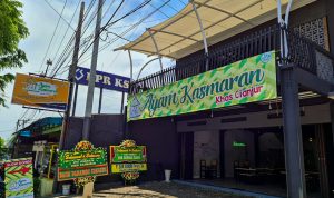 Mau Coba Ayam Bali Kasmaran Plus Es Mabok Cinta? Datang Kesini Aja!