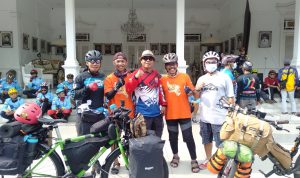 Gowes 3000 KM Cianjur-Aceh, Hari Ini Dicky-Niko Rencanakan Nyeberang Langsung ke Bakauheni Lampung