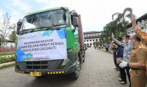 20 Ton Ekspor Kelapa Parut Kering dari Jabar ke Arab Saudi