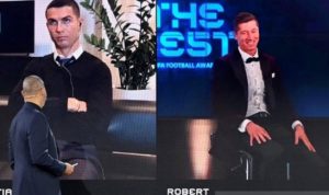 Robert Lewandowski Pemain Terbaik FIFA 2020