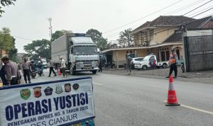 Cegah Pemudik, Timgab Satgas Covid-19 Cianjur Lakukan Penyekatan di Empat Titik Perbatasan